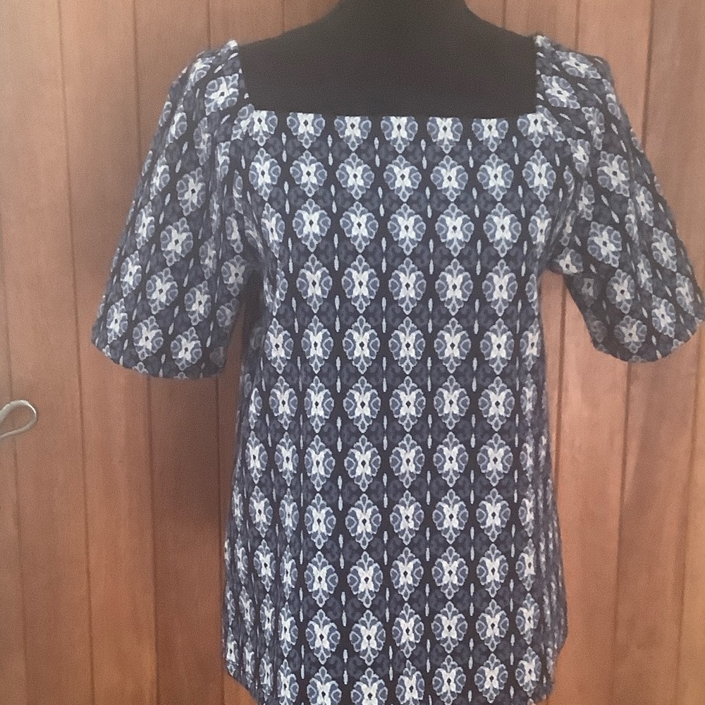 LOFT Blue and White Floral Blouse
